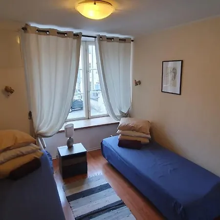Готель Hostel4you *